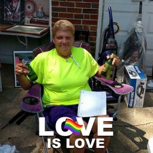 Meet your Posher, Shirley - Picture 1 of 1